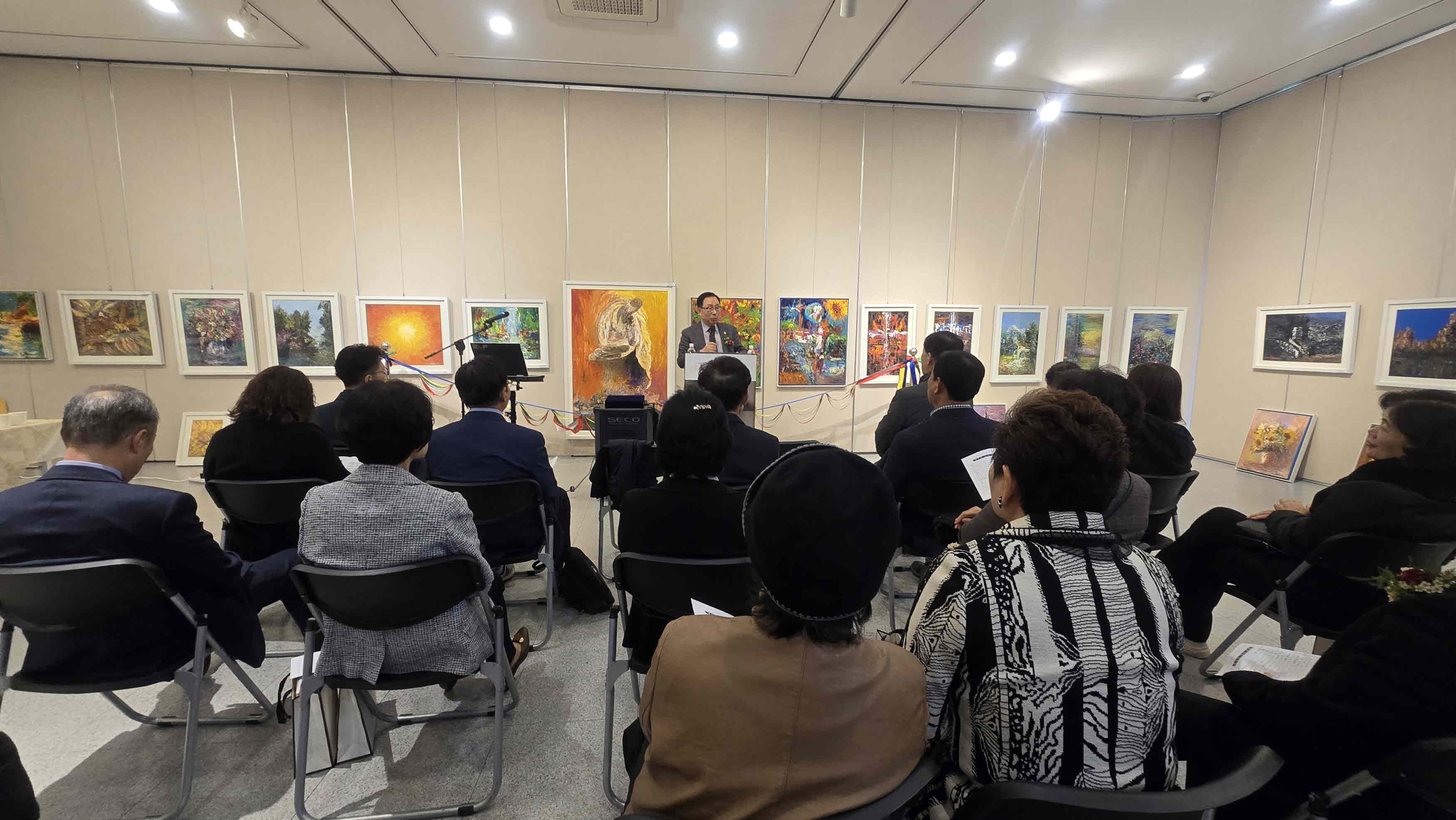 [크기변환]임윤임 예배.jpg